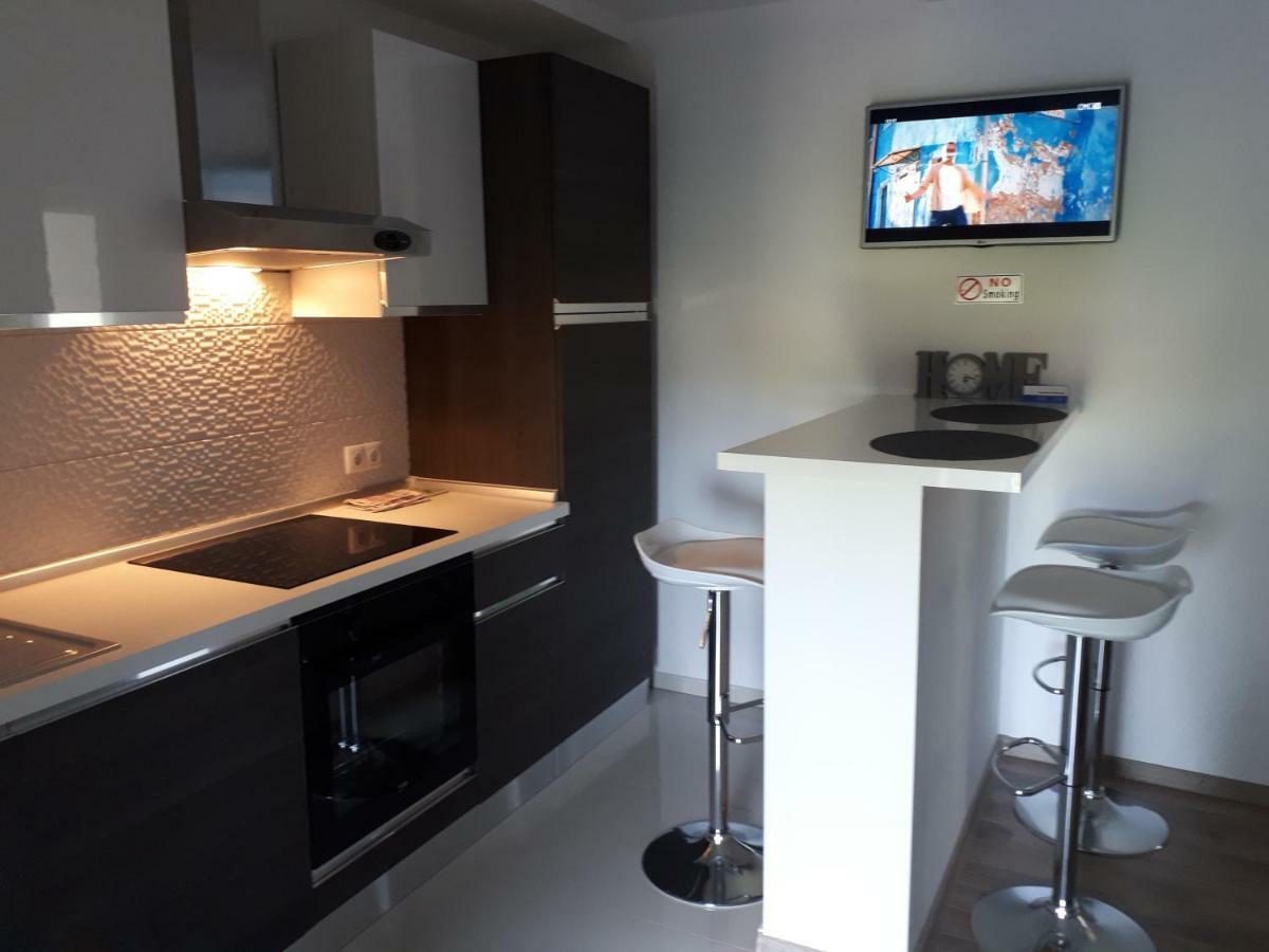 Apartman Skribulja Zupanja Esterno foto