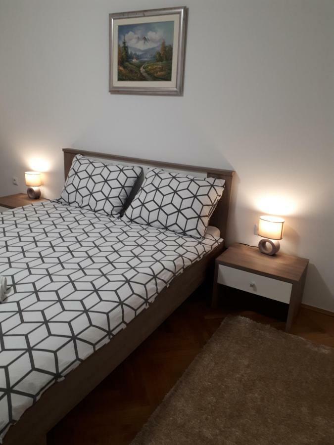 Apartman Skribulja Zupanja Esterno foto
