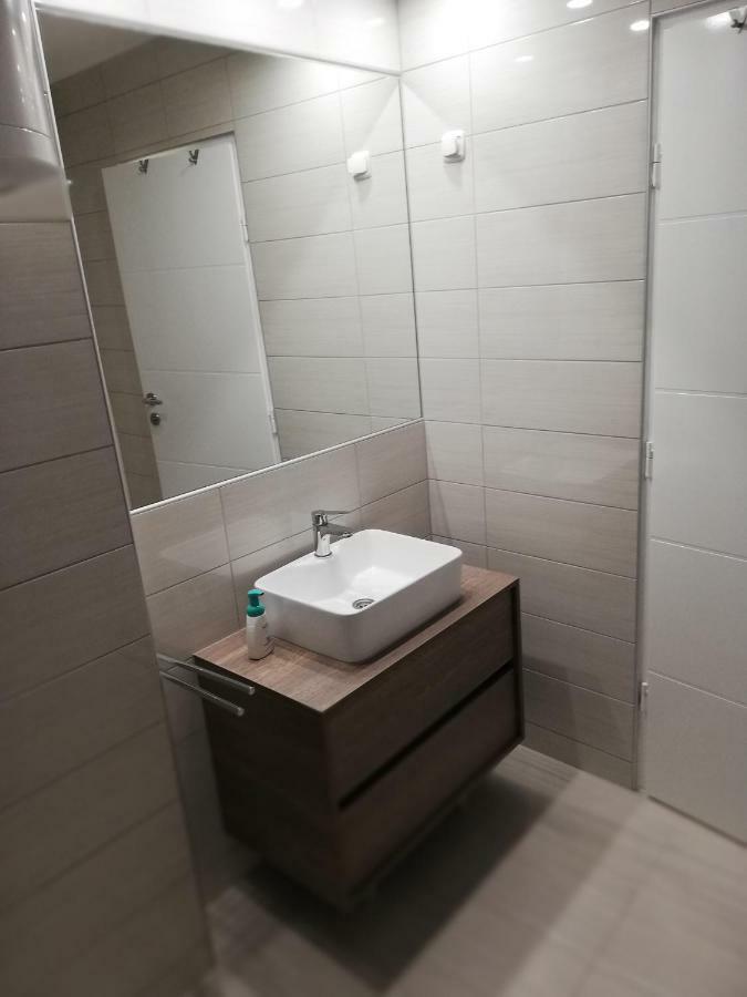 Apartman Skribulja Zupanja Esterno foto