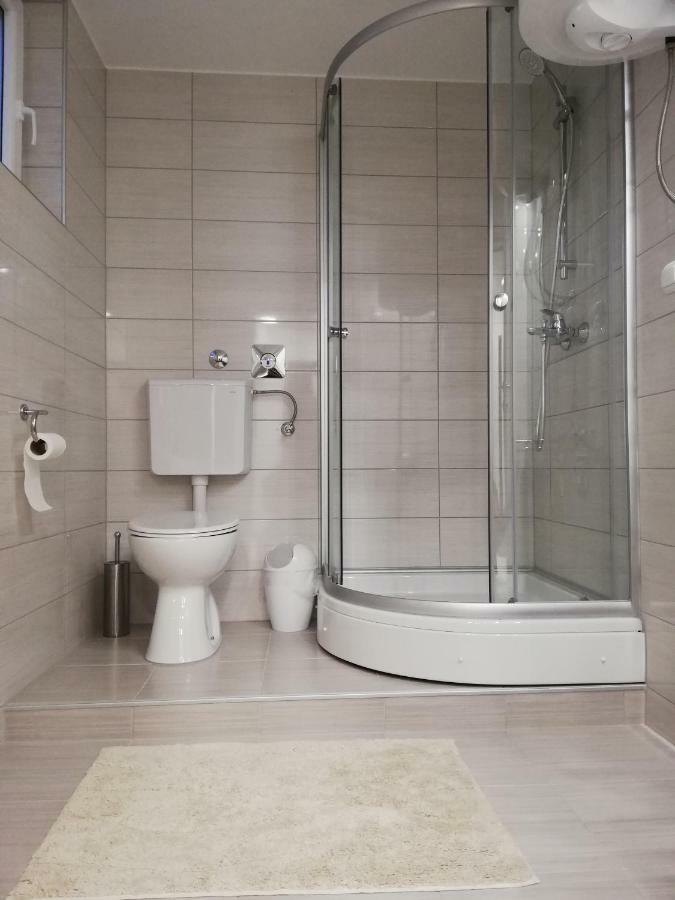 Apartman Skribulja Zupanja Esterno foto